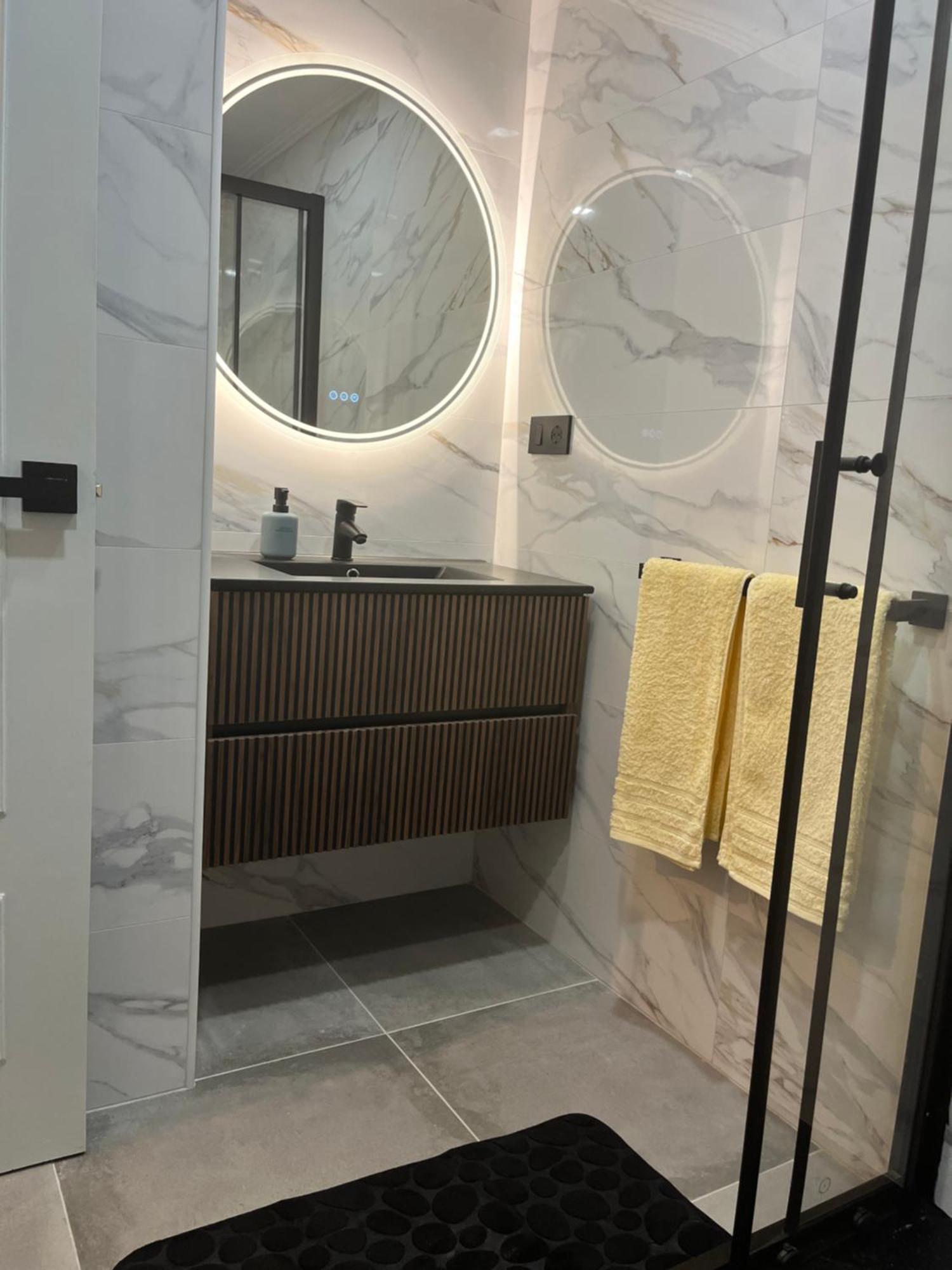 Estacion Centro Apartment Виго Екстериор снимка
